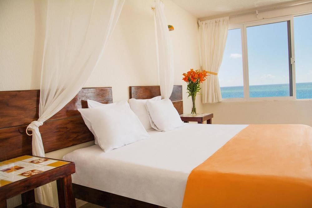 Hacienda Morelos Beachfront Hotel Puerto Morelos Exterior foto