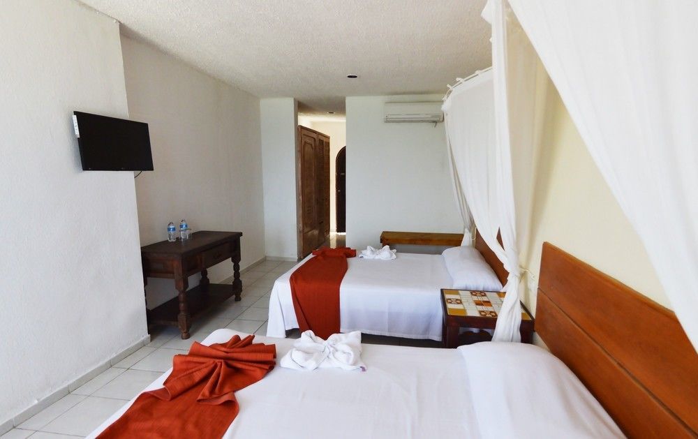Hacienda Morelos Beachfront Hotel Puerto Morelos Exterior foto